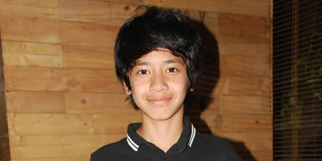 Terbaik Piala Citra, Emir Mahira Tumbangkan Senior