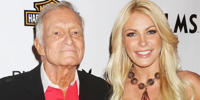 Hugh Hefner - Crystal Harris Rebutan Anjing!