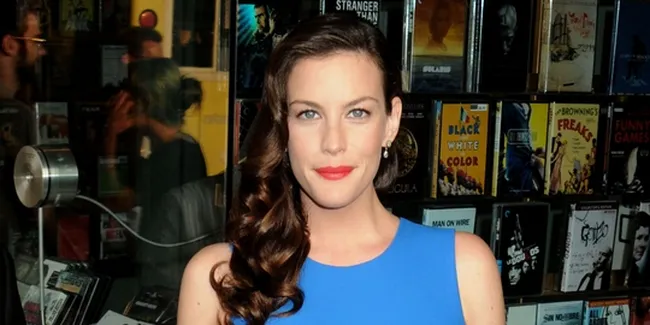 Liv Tyler Koleksi Parfum Cuma Untuk Dicium