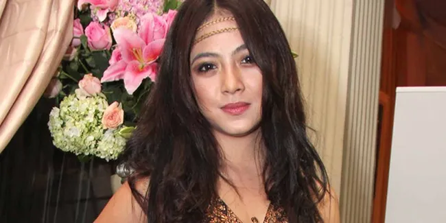 Nadia Vega Gatal Nyusul Naga Lyla - Feby