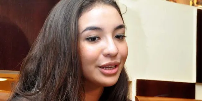 Manohara Bantah Dinikahi Gubernur Nur Alam