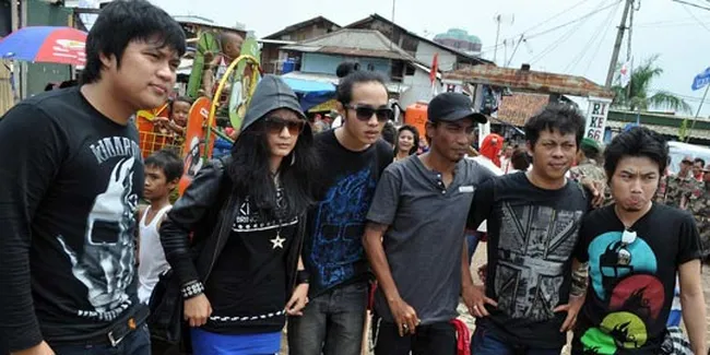 Posan Gaet Preman Jadi Anak Band