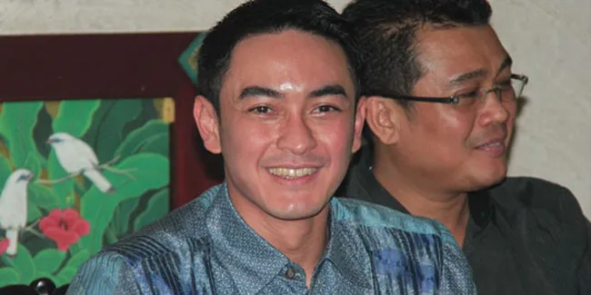 Inilah Foto Porno Selingkuhan Zumi Zola