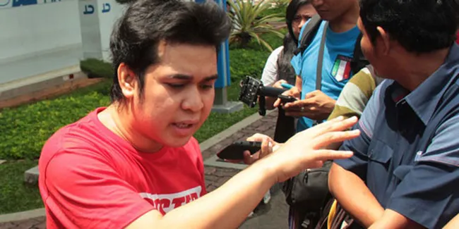 Olga Syahputra Sayangkan Konflik Keluarga Ade Namnung