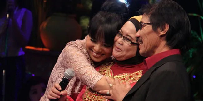 Fitri Tropica Dapat Kado Valentine Terindah di Cerita Cinta