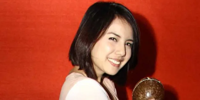 Tya Ariestya Makin Serius di Dunia Tarik Suara