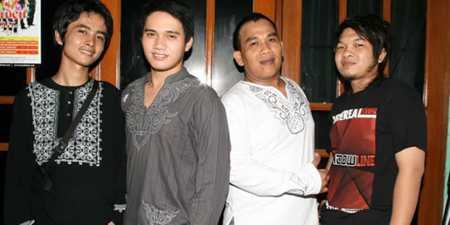 Pilkada DKI Jakarta, Raden Band Kebanjiran Job Manggung