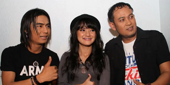 Charly - Pepeng: Kami Fresh Sama Alsa