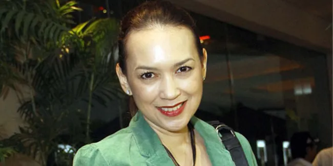 Ira Wibowo: Soal Pacar Syahrini, Waktu Yang Membuktikan