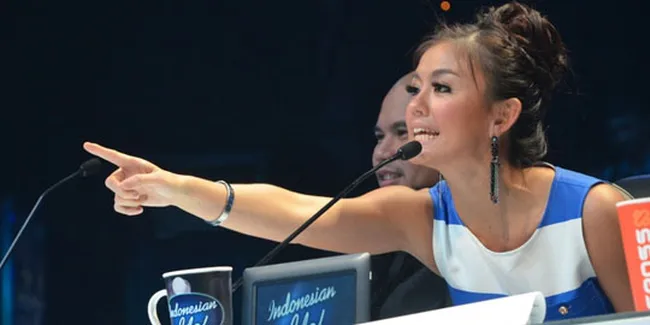 Agnes Monica Kembali 'Kuasai' Twitter