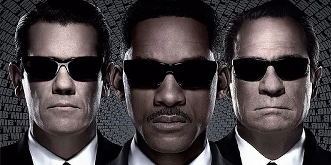 'MEN IN BLACK 3' Geser 'THE AVENGERS' Dari Puncak Box Office