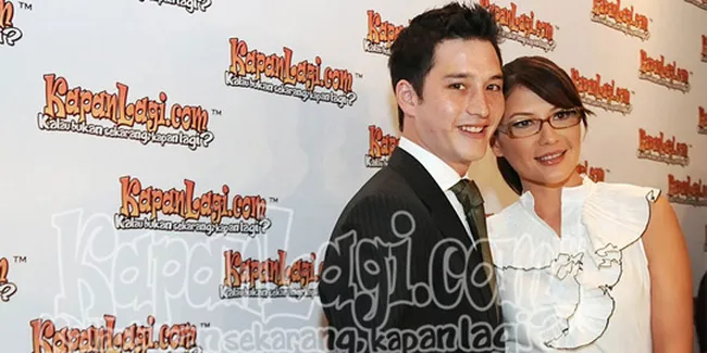 Ada Orang Ketiga di Balik Perceraian Tamara - Mike?
