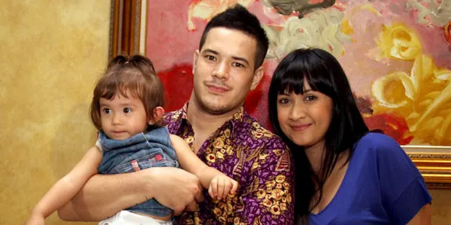 Nafa Urbach - Zack Lee Bagi Peran Urus Anak