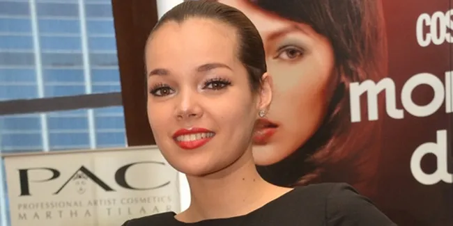 Makin Gendut, Dewi Sandra Disangka Hamil