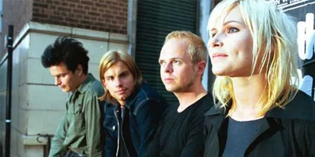 Rahasia Kualitas Vokalis The Cardigans? Sex!