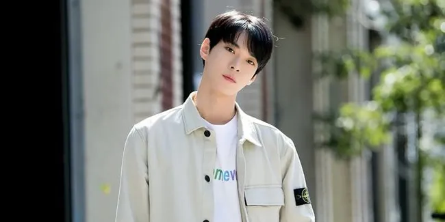 11 Fakta Doyoung NCT Bikin NCTzen Makin Sayang, Si Tsundere Pemilik Senyum Lembut - Punya Impian Unik