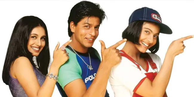 17 Tahun 'KKHH', Ini Ekspresi SRK Saat Dicium Rani dan Kajol