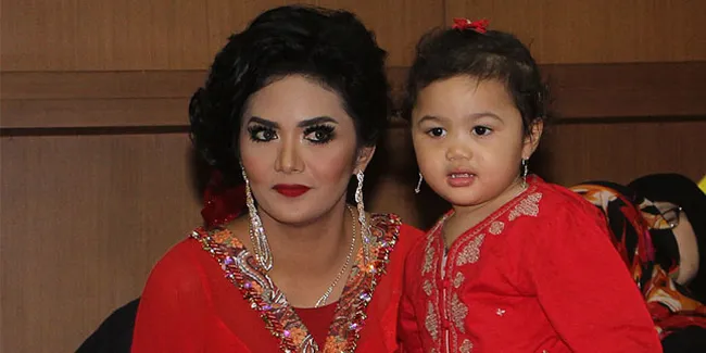 2 Tahun Menikah, KD Baru Disanjung Suami