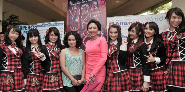 700 Fans Pria Dukung JKT48 di Film Terbaru