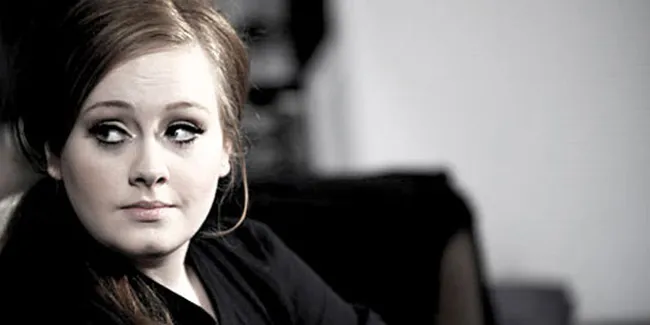 Adele Kembali Eksis dan Rekaman Lagu James Bond?