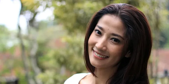 Adelia Rasya Adegan Ranjang Langsung Sukses