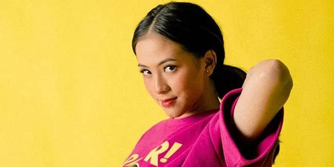 Adhisty Zara Rusuh! Saat Reading Online Film 'VIRGO AND THE SPARKLINGS' Malah Main Tik Tok