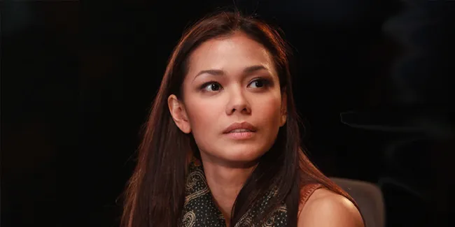 Adinia Wirasti Butuh 5 Jam Untuk Merias Diri