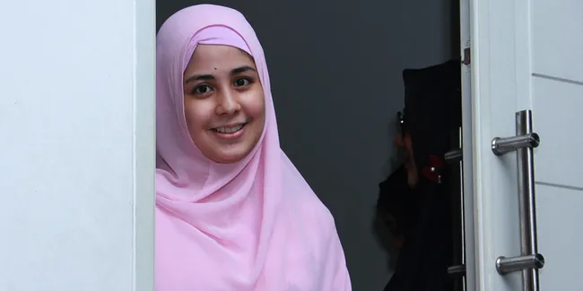 Akan Terima Kunjungan Stuart Collin, Apa Yang Diinginkan Risty?