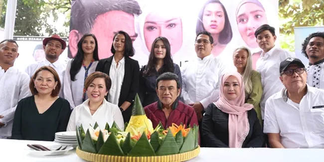 Akting Bareng Rhoma Irama, Ricca Rachim: Mungkin Awal-Awal Agak Kaku