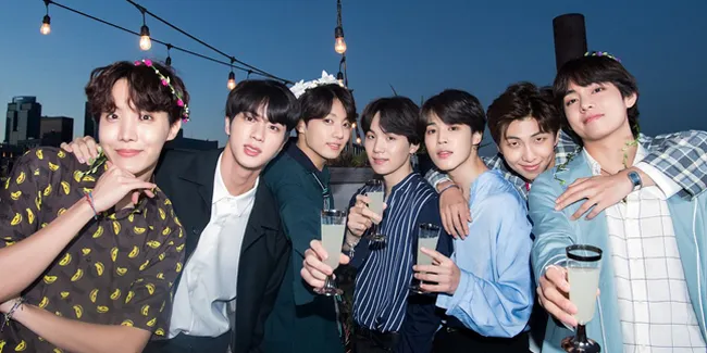 Aktor Ternama Bollywood Ini Ngaku Ngefans Berat ke BTS, Tak Peduli Meski Nggak Ngerti Bahasa Korea