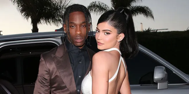 Akui Putus, Kylie Jenner Beri Sindiran ke Travis Scott Lewat Lagu Ini?