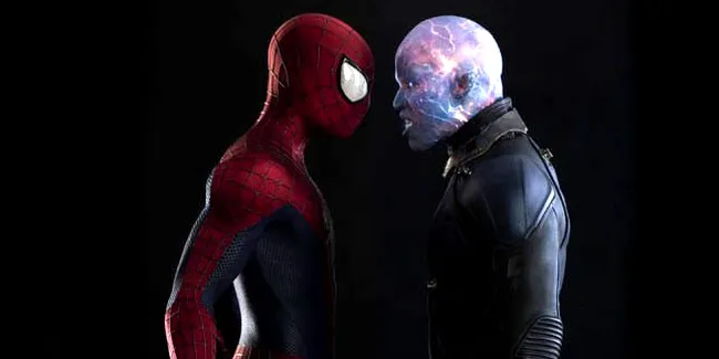 'AMAZING SPIDER-MAN 2' Rilis Foto Spidey Jadi Pemadam Kebakaran