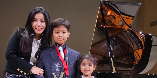 Anak Angela Prisa, Ken Ademaro Raih Juara 1 Lomba Piano dan Dapat Beasiswa ke Korea