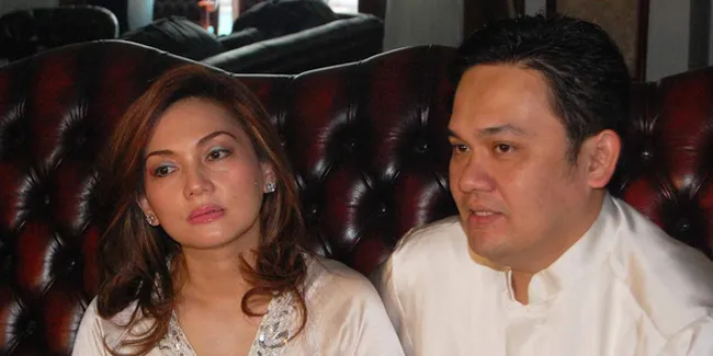 Anak Nia Daniati Jadi Tertutup Gara-Gara Kontroversi Farhat Abbas