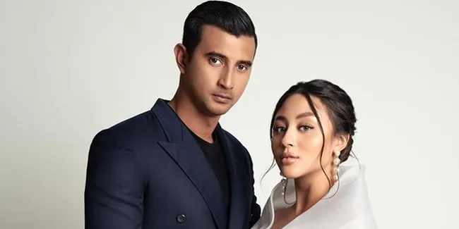 Anak Pertama Lahir, Ali Syakieb Nangis Terharu dan Masih Tak Percaya Sudah Jadi Ayah