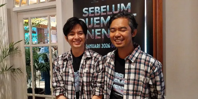 Angga Yunanda dan Dodit Mulyanto Bangun Chemistry Saudara Kembar di Film 'SEBELUM DIJEMPUT NENEK'