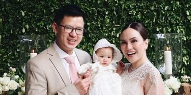 Antar Baby Claire Baptis, Shandy Aulia Ingat Masa Pemberkatan Nikah