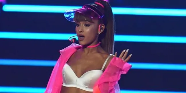 Ariana Grande Batalkan Konser di Vietnam, Mengapa?