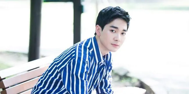 Aron NU'EST Bantu Selamatkan Nyawa Anak Kecil di Atas Pesawat