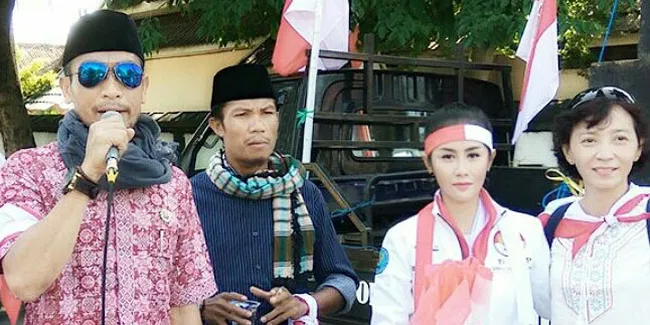 Artis Cantik Ini Pimpin Aksi Solidaritas Dompu Bersatu