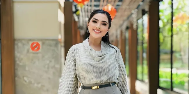 Ashanty: Dari None Favorit Hingga Sosialita - Kisah Inspiratif Ibu Muda Sekaligus Pebisnis