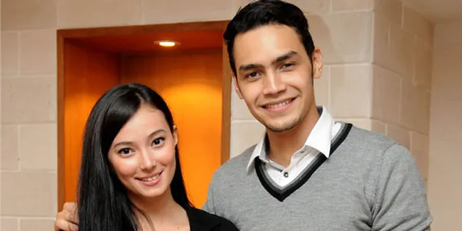 Asmirandah - Jonas Rivanno Sudah Menikah?