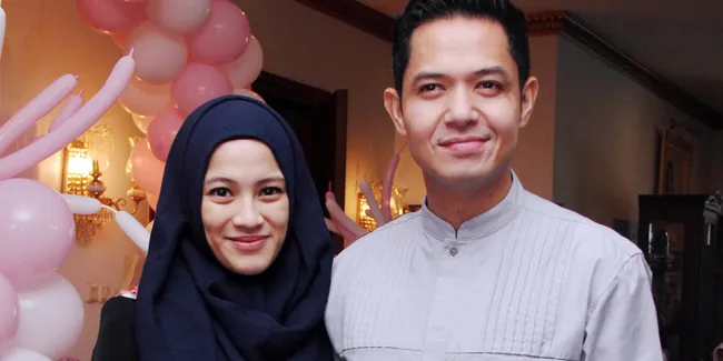 Asuh Anak, Alyssa dan Dude Herlino Enggan Pakai Baby Sitter