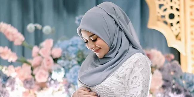 Aurel Hermansyah Lagi Hamil Anak Kedua, Sebut Ameena Jadi Lebih Manja