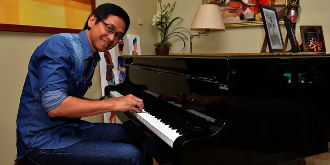 Ayah Kevin Aprilio Suka Gila-Gilaan di Party!