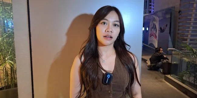 Ayah Meninggal Dunia, Frislly Herlind Tulis Pesan Haru di Media Sosial