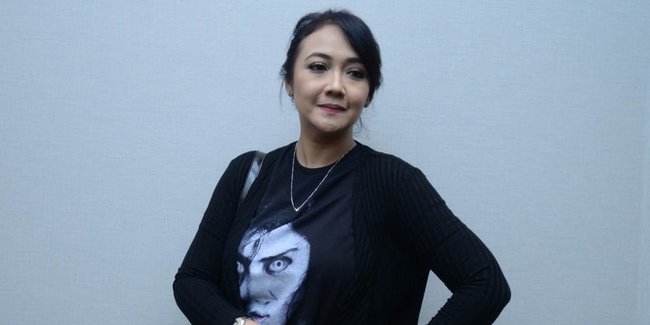 Ayah Rheina Ipeh Meninggal Dunia, Manajer Ungkap Karena Sakit Jantung &#38; Paru-Paru