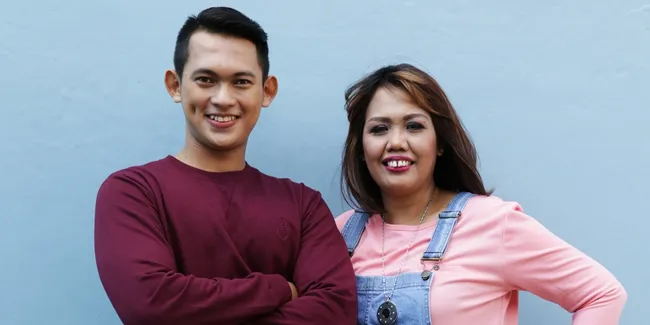 Bantah Rumor Prewed di Bali, Elly Sugigi Tunggu Persetujuan Ulfi Damayanti