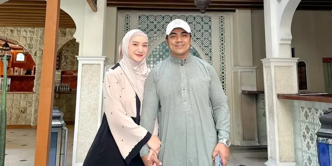 Bantu Lakukan Pekerjaan Rumah, Ustaz Riza Muhammad Banjir Pujian