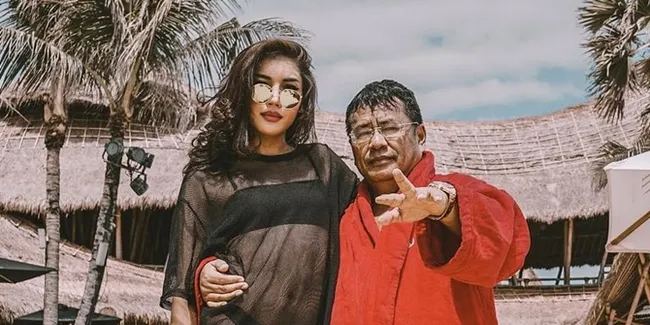 Barusan Putus, Millendaru Sebut Sang Mantan Sebagai Pacar Yang Paling Disayang